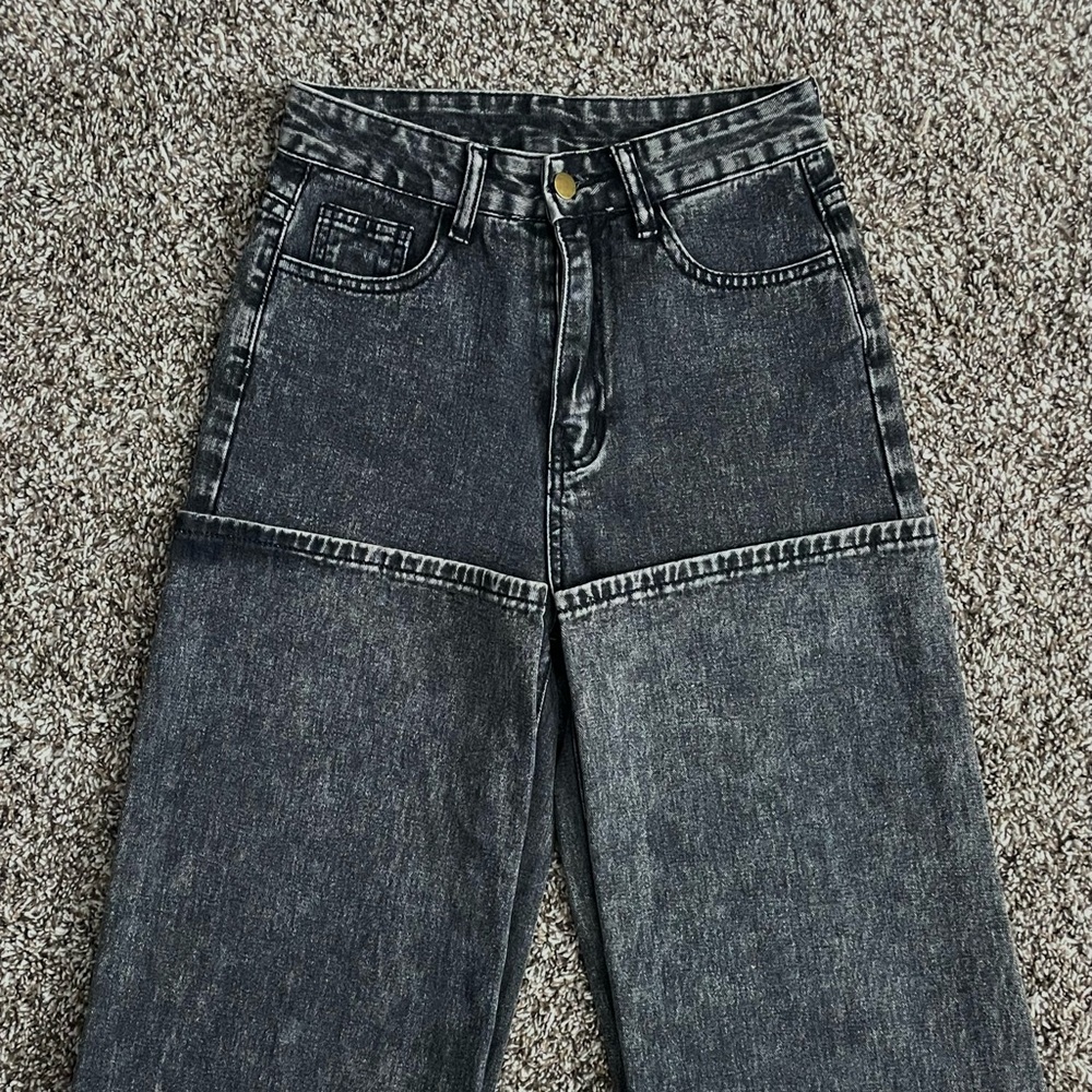 SHEIN Black Straight Leg Jeans